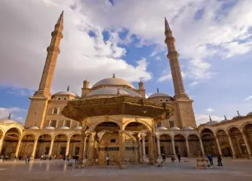 Entdecken Sie die Pracht der Zitadelle Saladin Al-Ayyubi mit Ramatouristic