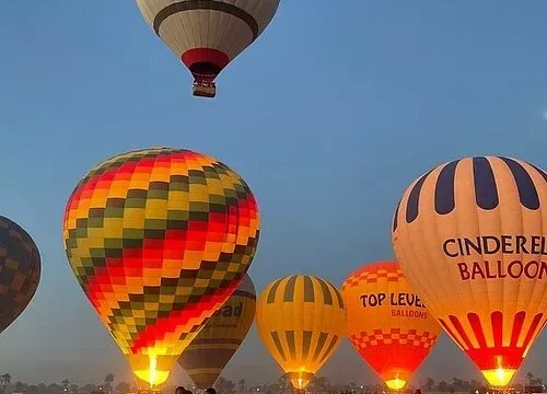 Heißluftballontour über Assuan: Entdecke die Schönheit aus der Luft