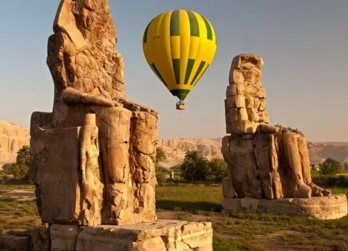 Luxor Tagesausflug mit Heißluftballonfahrt