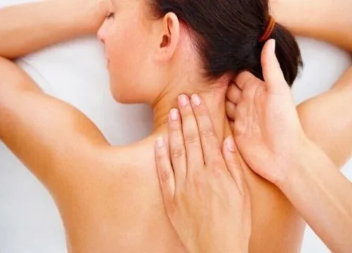 Erleben Sie Cleopatra Plus und Ganzkörpermassage