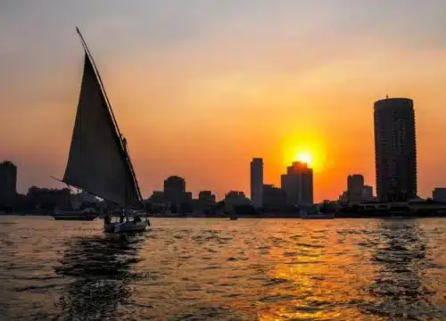 Kairo-Tagesausflug ab Hurghada – Einzigartige Reise zu den Pyramiden