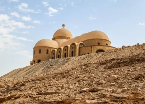 Privattouren zu den Klöstern St. Antonius & St. Paulus