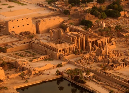 Privater oder Kleingruppen-Tagesausflug nach Luxor – Geschichte, Kultur und Erlebnis hautnah entdecken