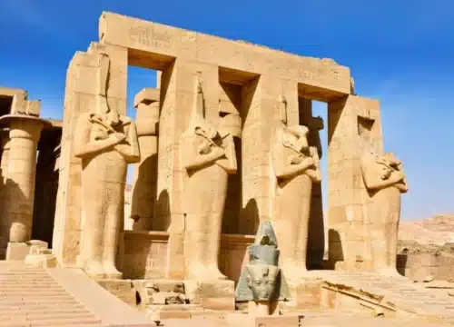 Ägypten entdecken: Die wichtigsten Sehenswürdigkeiten und kulturellen Highlights