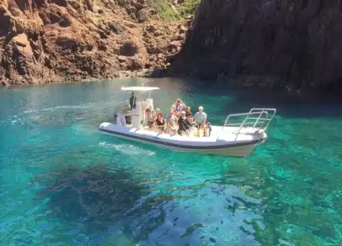 Die Schönsten Bootsausflüge zu den Inseln des Roten Meeres: Ihr Guide für unvergessliche Erlebnisse